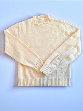 Vintage Buttercream Yellow Wool Knit Crewneck Sweater